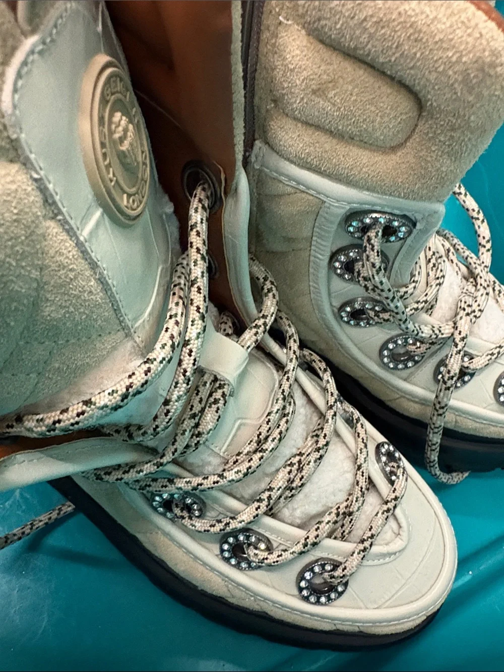 new Kurt Geiger Cream & Tan Quilted Lace-Up Hiking Boots